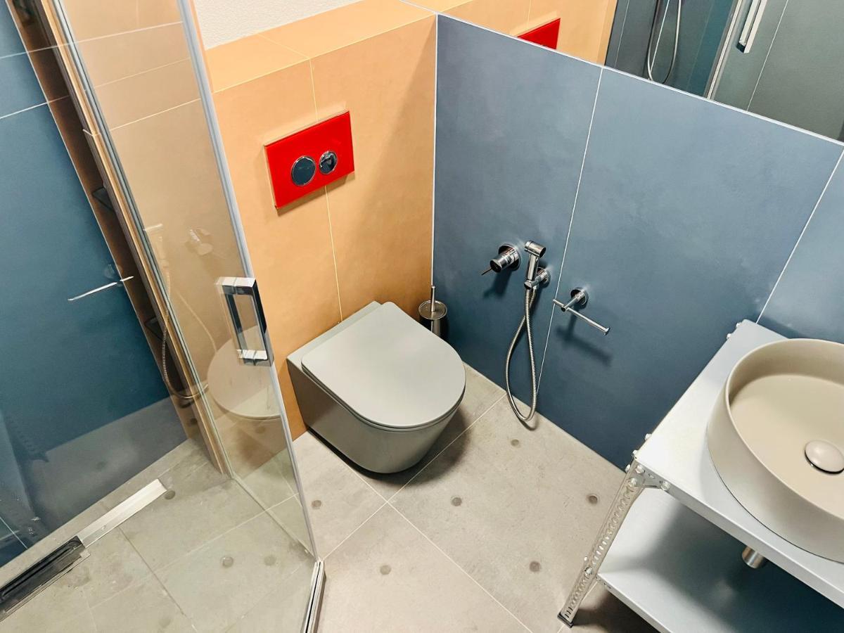 Apartment Timeless Old Centre With 2 Bathrooms And Balcony Bratislava